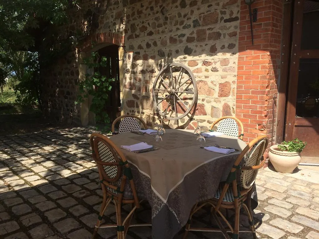 La Ferme Aux Biches Bed & Breakfast Commelle-Vernay France
